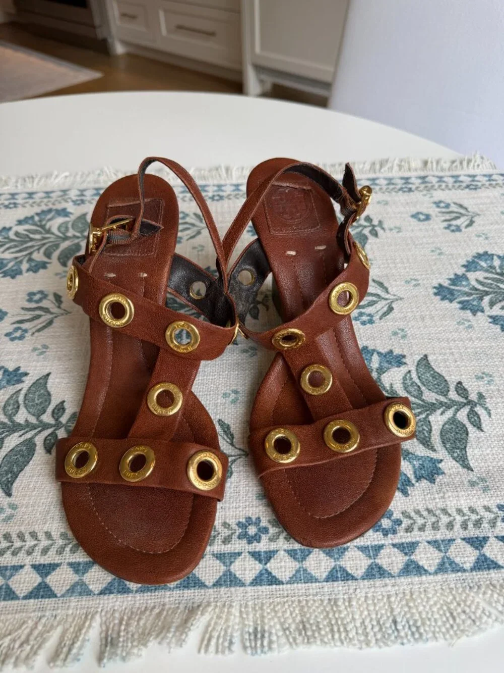 Tory Burch Kathryn Wedge Sandals | Gold Hardware | Womens Size 9